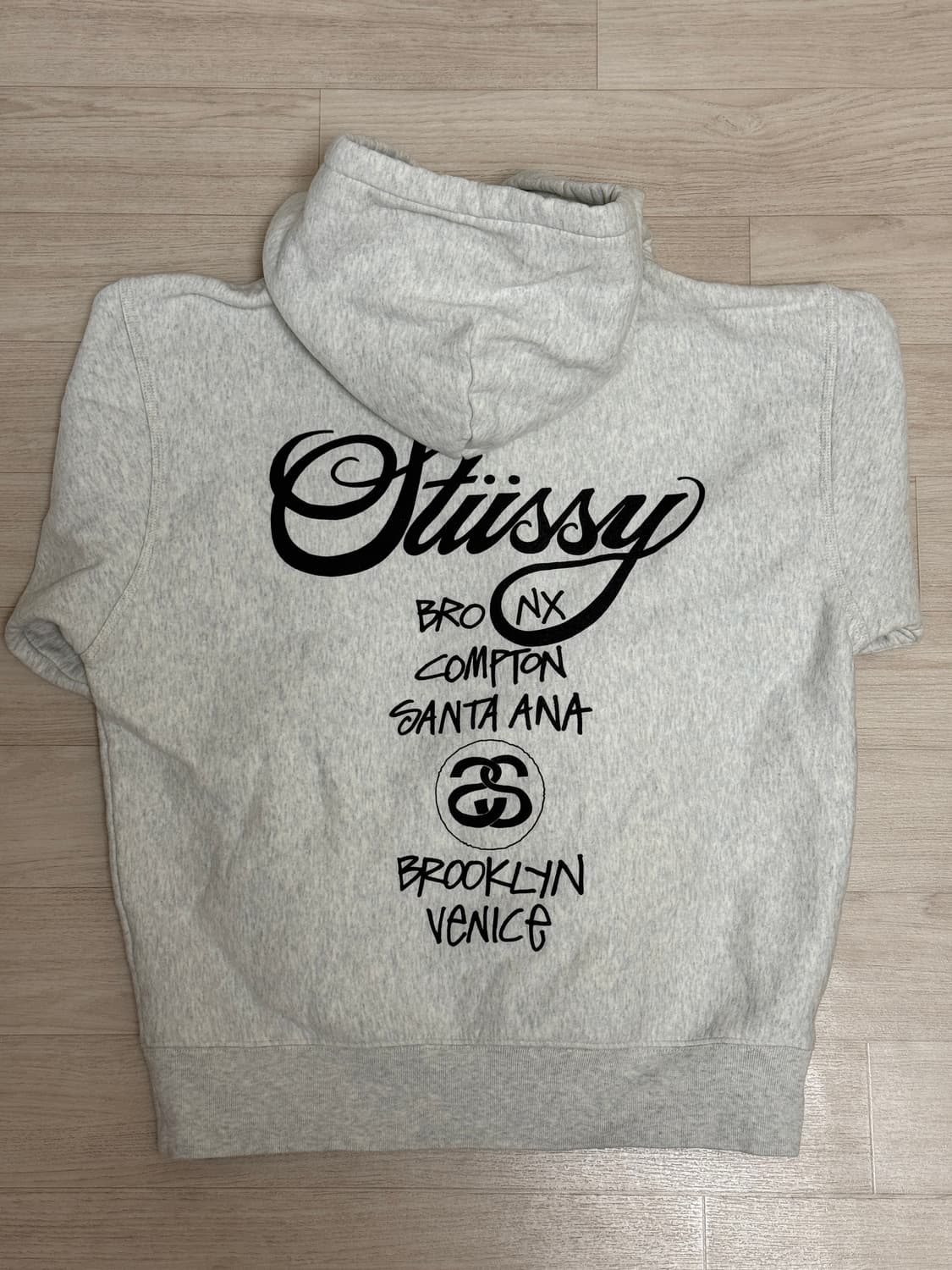 스투시 월드투어 후드집업 상품이미지1