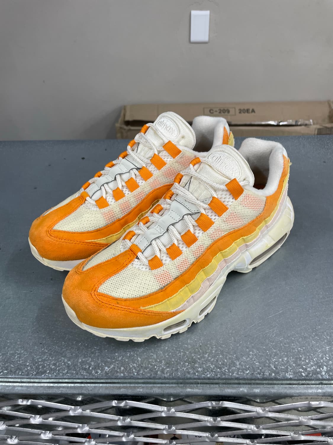 나이키 에어맥스 95 포워드 오렌지 245 상품이미지2