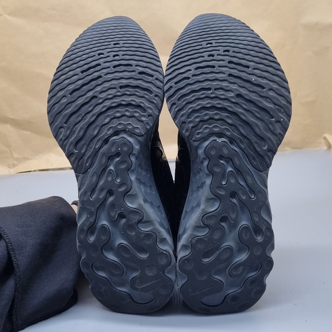 나이키 리액트 인피니티 런 플라이니트2 235 상품이미지3