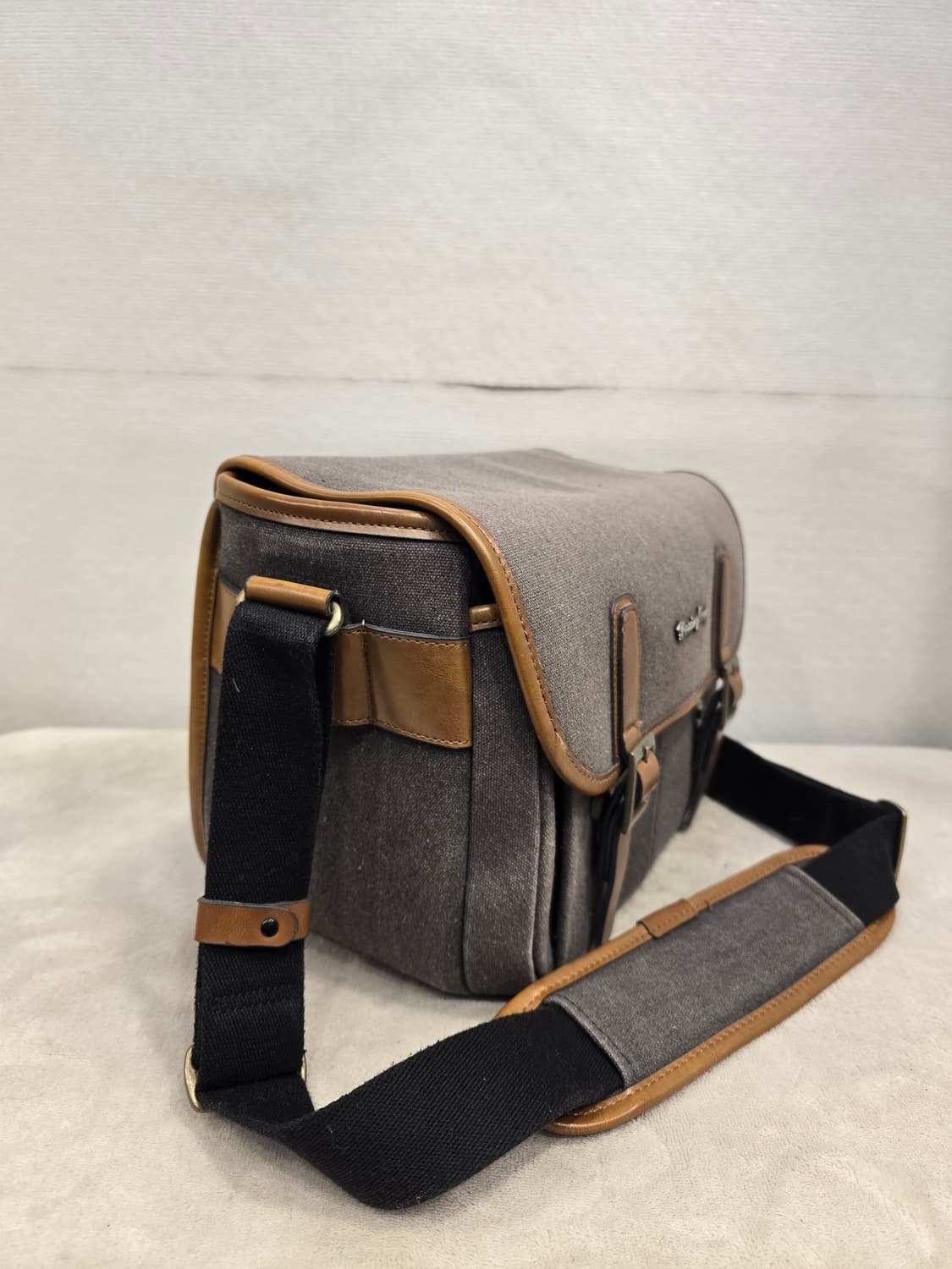 헤링본 카메라 가방 상품이미지3