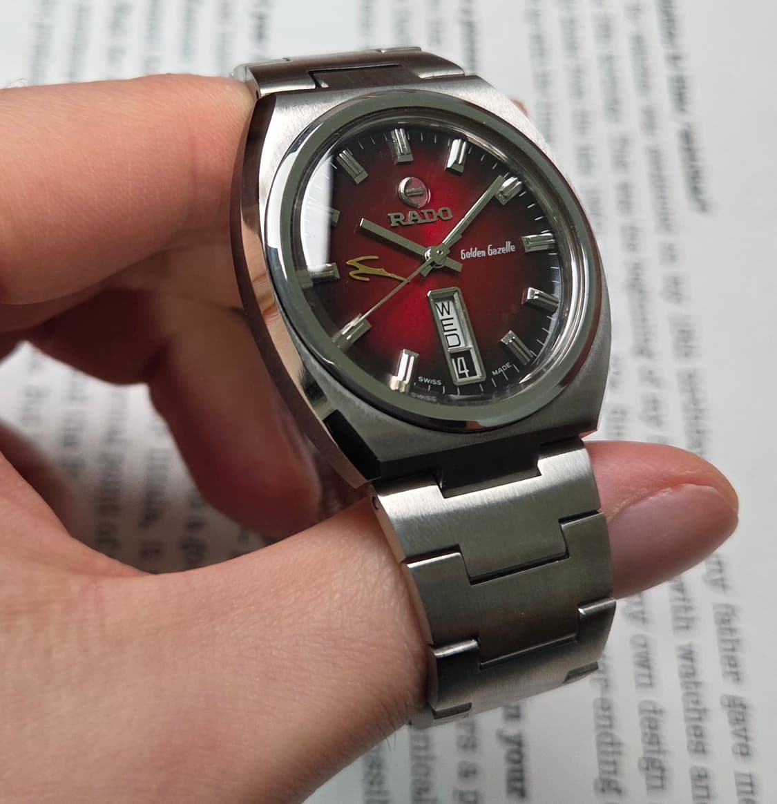빈티지 라도 골든가젤 투톤레드(붉은말의해) 데이데이트 오토매틱 브레이슬릿 상품이미지5