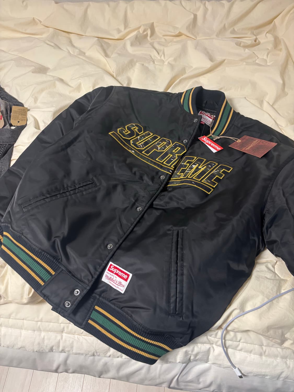 교신가능)슈프림 미첼앤네스 바시티자켓 M 상품이미지1