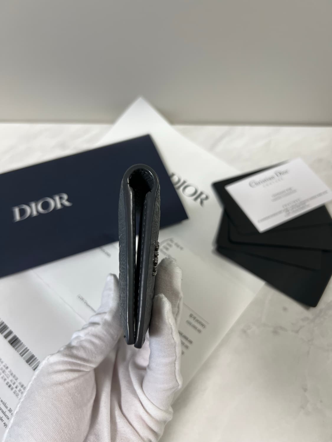 디올 그래비티 버티컬 오거나이저 지갑 상품이미지10