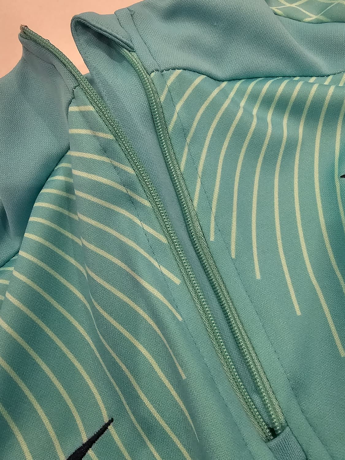 나이키 브라질 드릴탑 희귀 상품이미지5