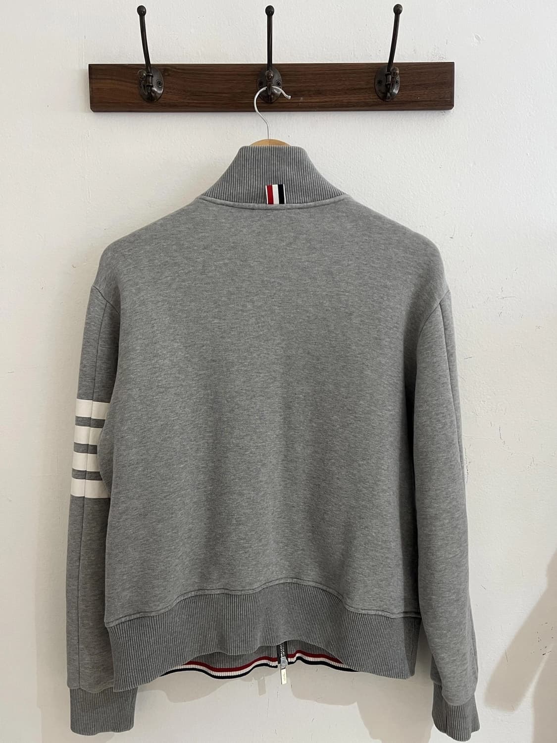 톰브라운 자켓 상품이미지3