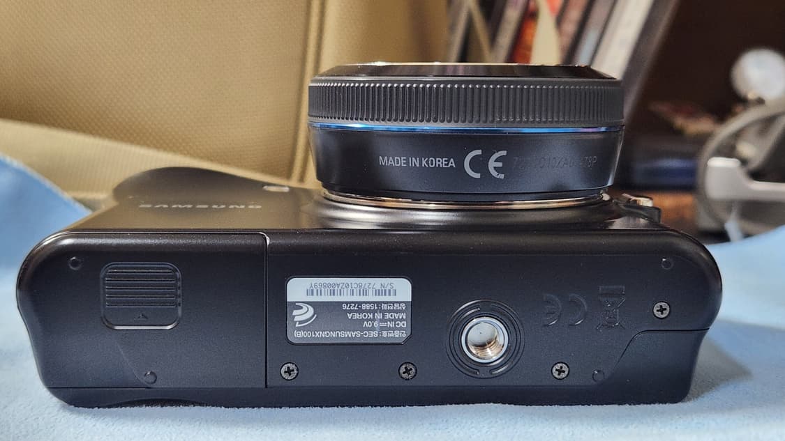 삼성 NX100 빈티지 디카 + 20mm + 20-55mm 상품이미지9