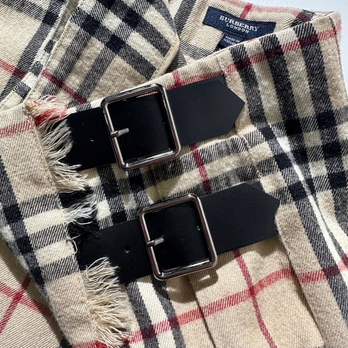 버버리 울 벨티드 노바체크 스커트 상품이미지4