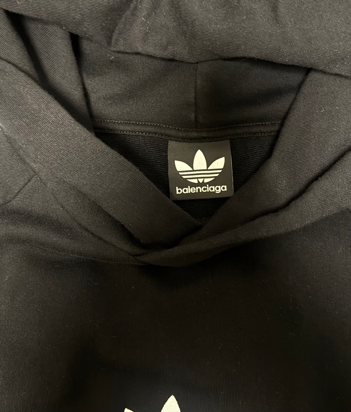 [3] 발렌시아가 x 아디다스 후드 라지 핏 블랙 상품이미지3