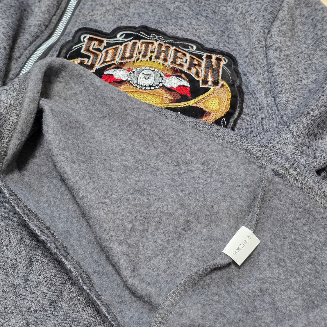 스컬해골패치st 그레이 후리스기모하프반집업 상품이미지4