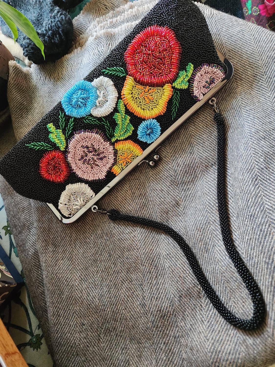 핸드메이드 비즈 플라워 클러치 앤 숄더 상품이미지1