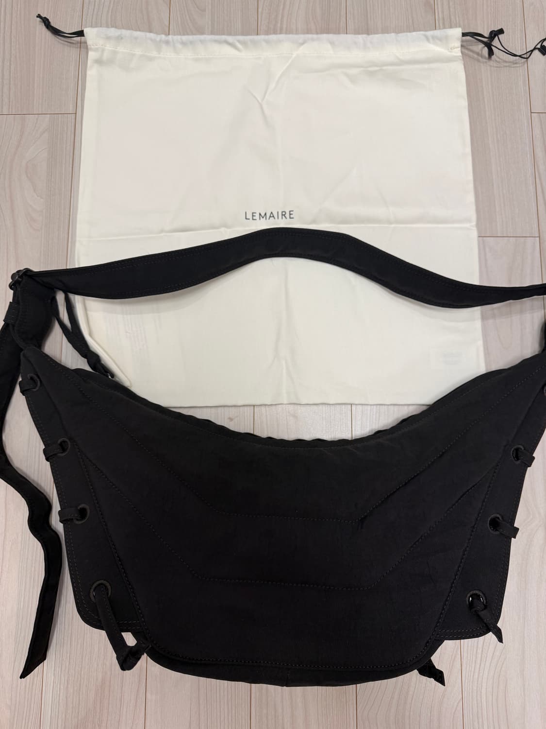 르메르 스몰 소프트 게임백 다크초콜릿 상품이미지1