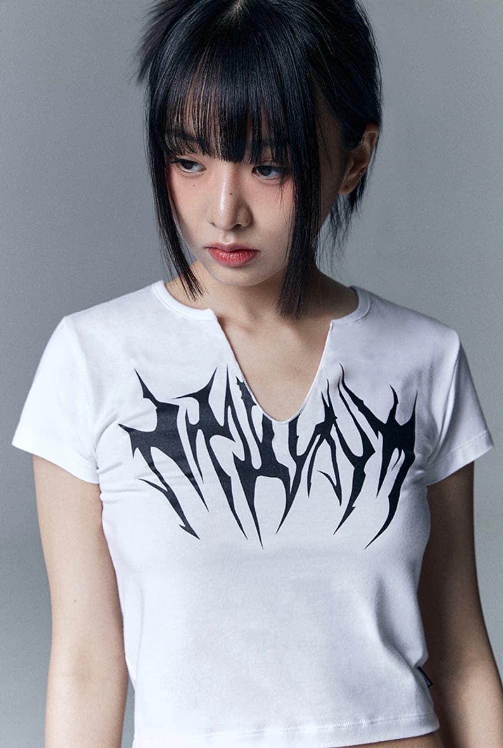 낫포너드 W Sharp Pointed Logo U Neck _ White 상품이미지3