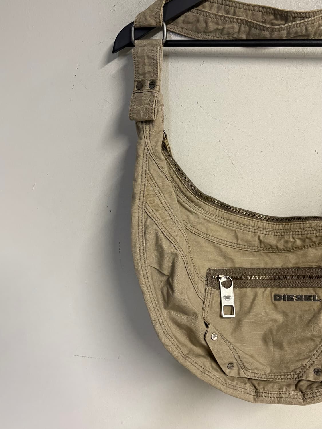 DIESEL archive shoulder bag beige  상품이미지3