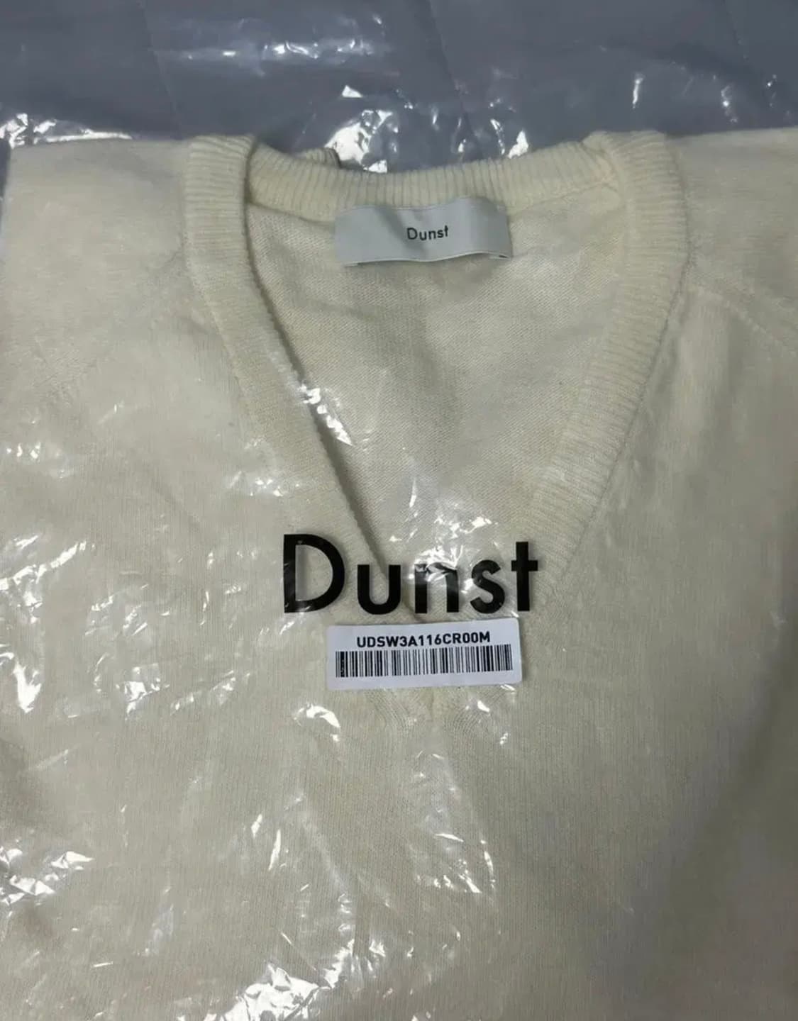 던스트 포 우먼 유니섹스 브이넥 니트 스웨터 m(새상품) 상품이미지3