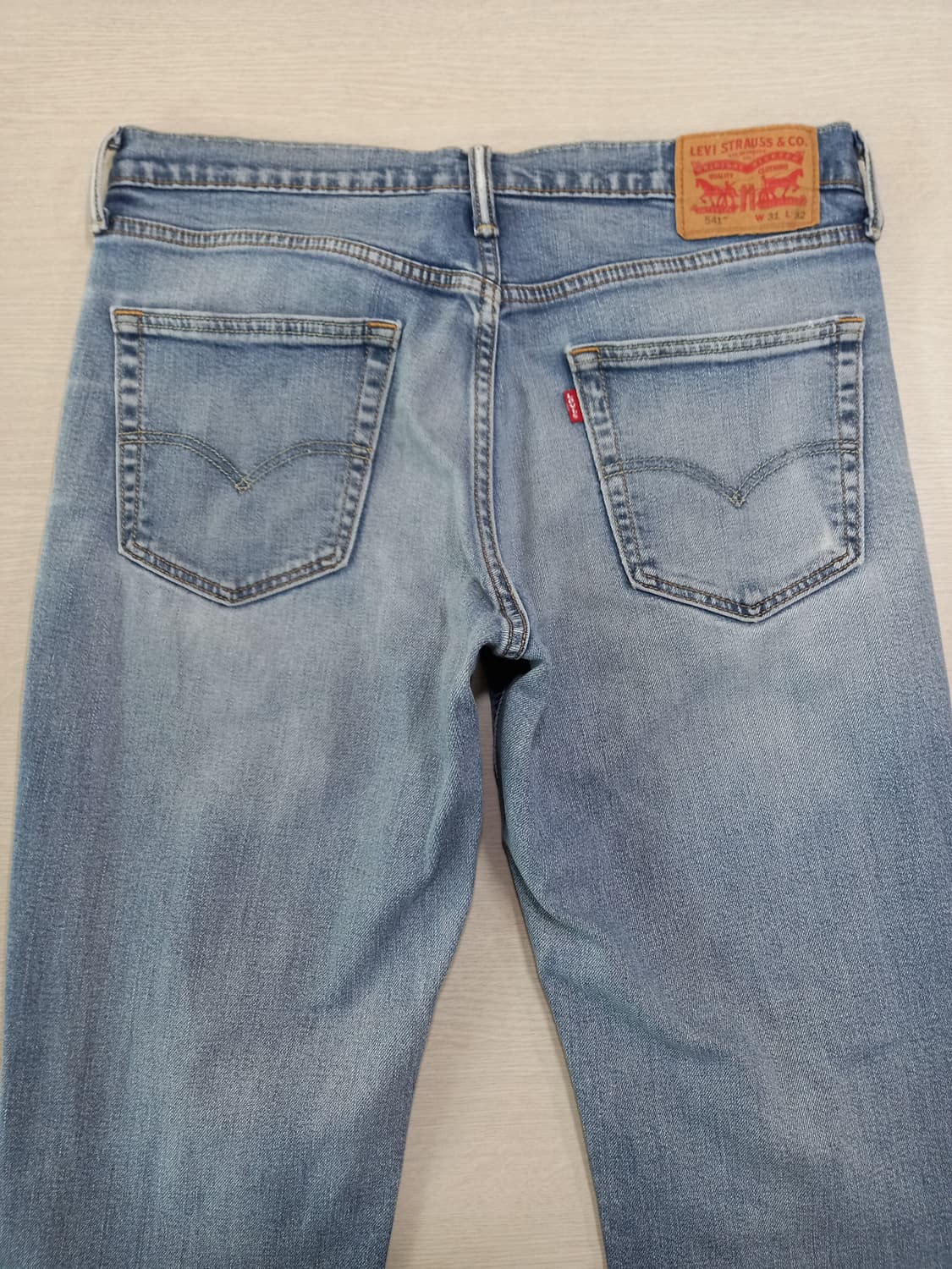 33 리바이스541 워싱 스판 슬림일자진 연청 33-435 상품이미지4