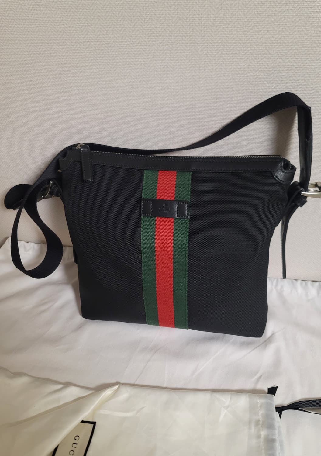 구찌가방,크로스백숄더백(디올펜디샤넬프라다셀린느버버리고야드루이비통발렌시아가 상품이미지1