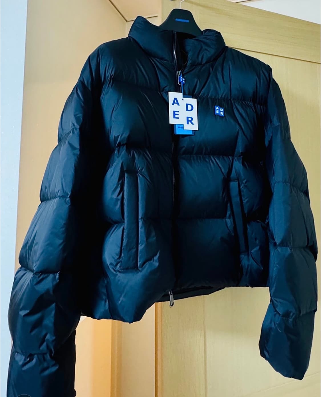 아더에러 패딩 xl 상품이미지1