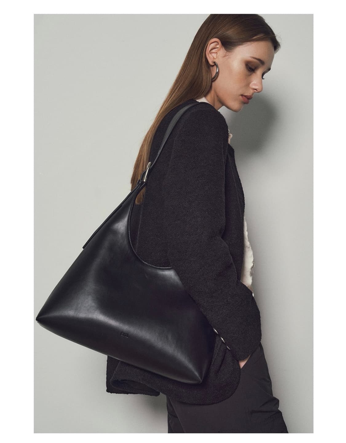 씨타 숄더백 블랙 상품이미지1