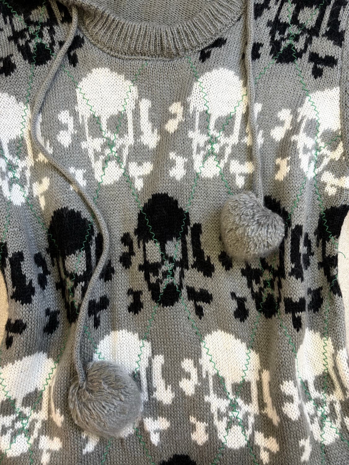 스컬 니트 후드 원피스 상품이미지3