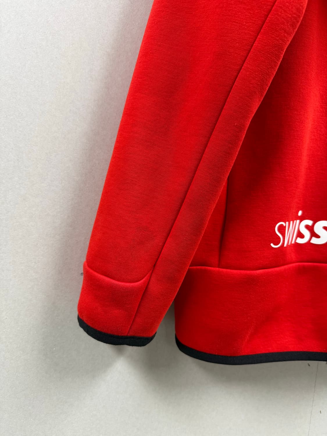 키즈 150 / 데상트 아우디 스위스 레플리카 후드집업 레드 상품이미지9