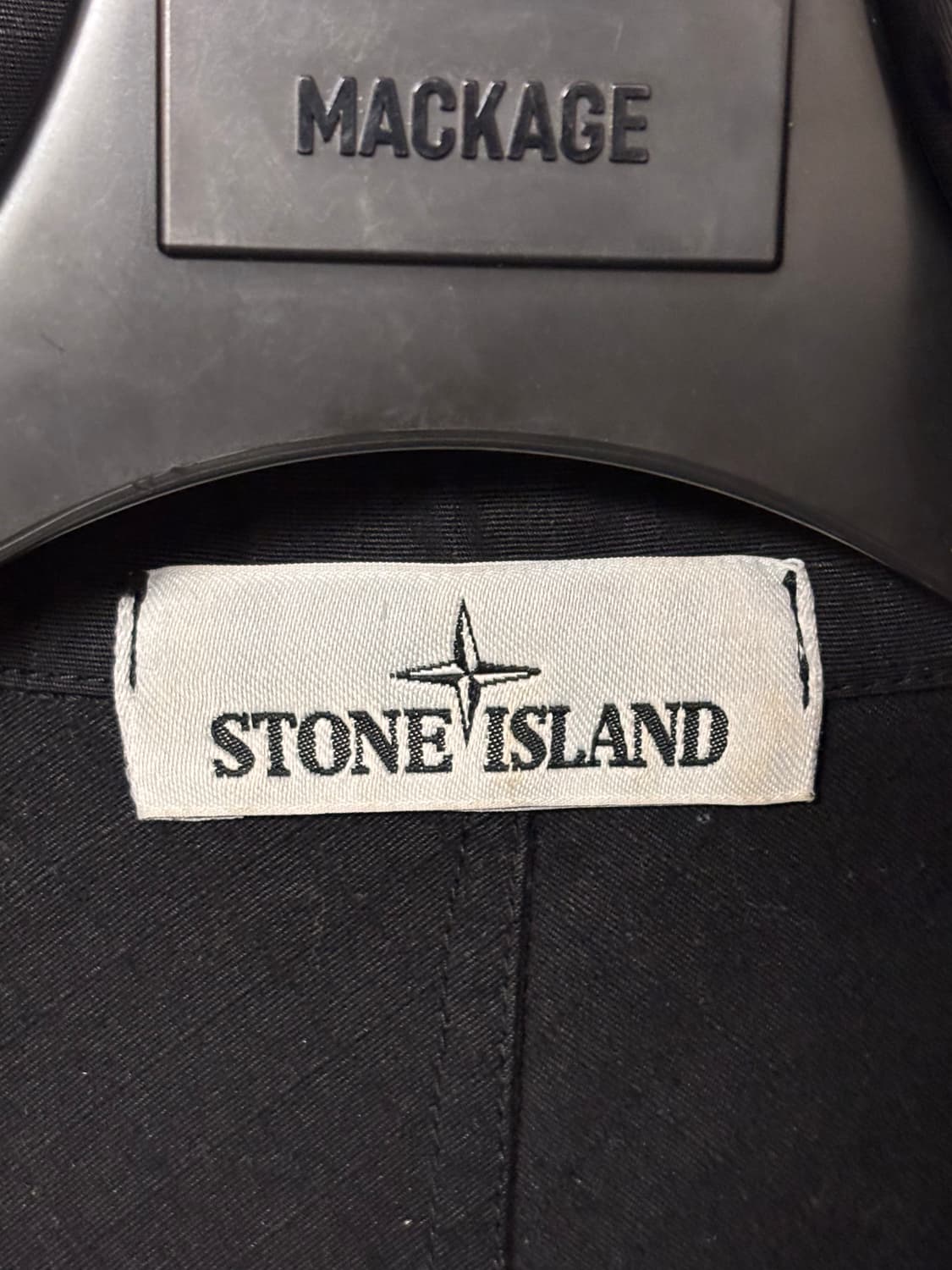 [당일배송/새상품급] 스톤아일랜드 코튼 블랙 하프집업 셔츠 상품이미지3