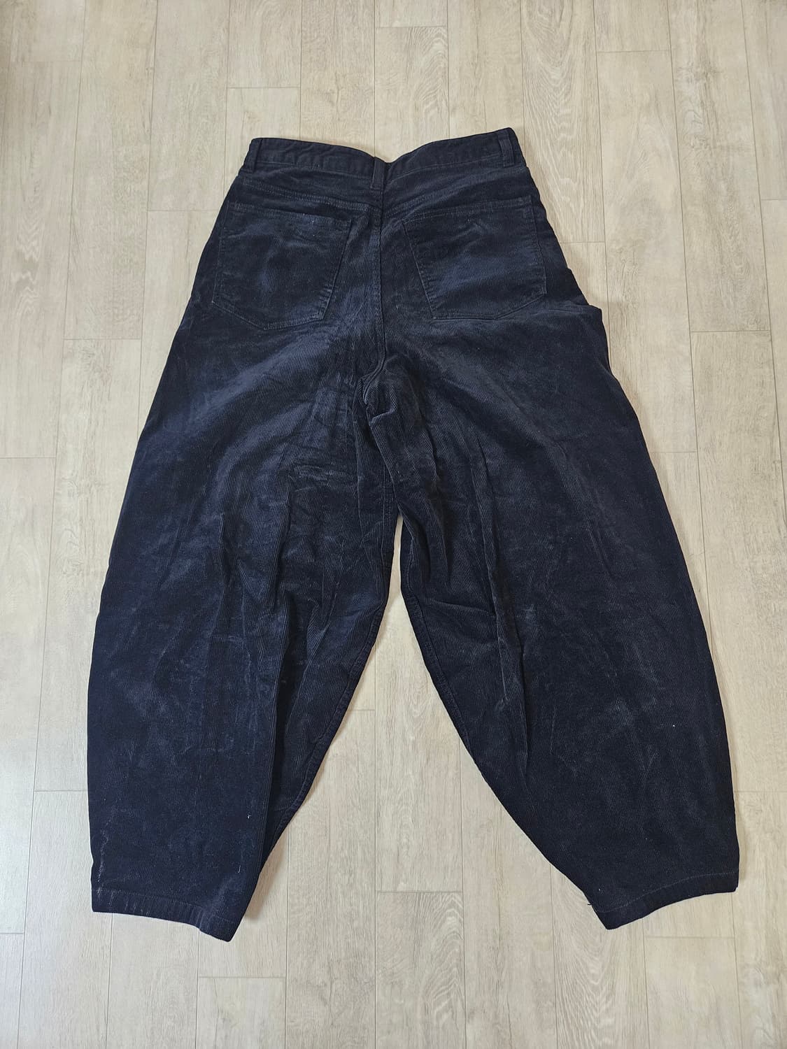 기철 코듀로이 벌룬팬츠 블랙 상품이미지2