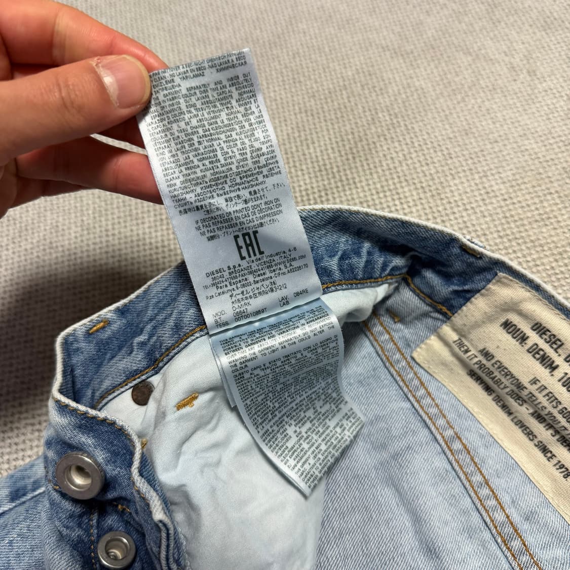 디젤(DIESEL) 워싱 데님 반바지 상품이미지5