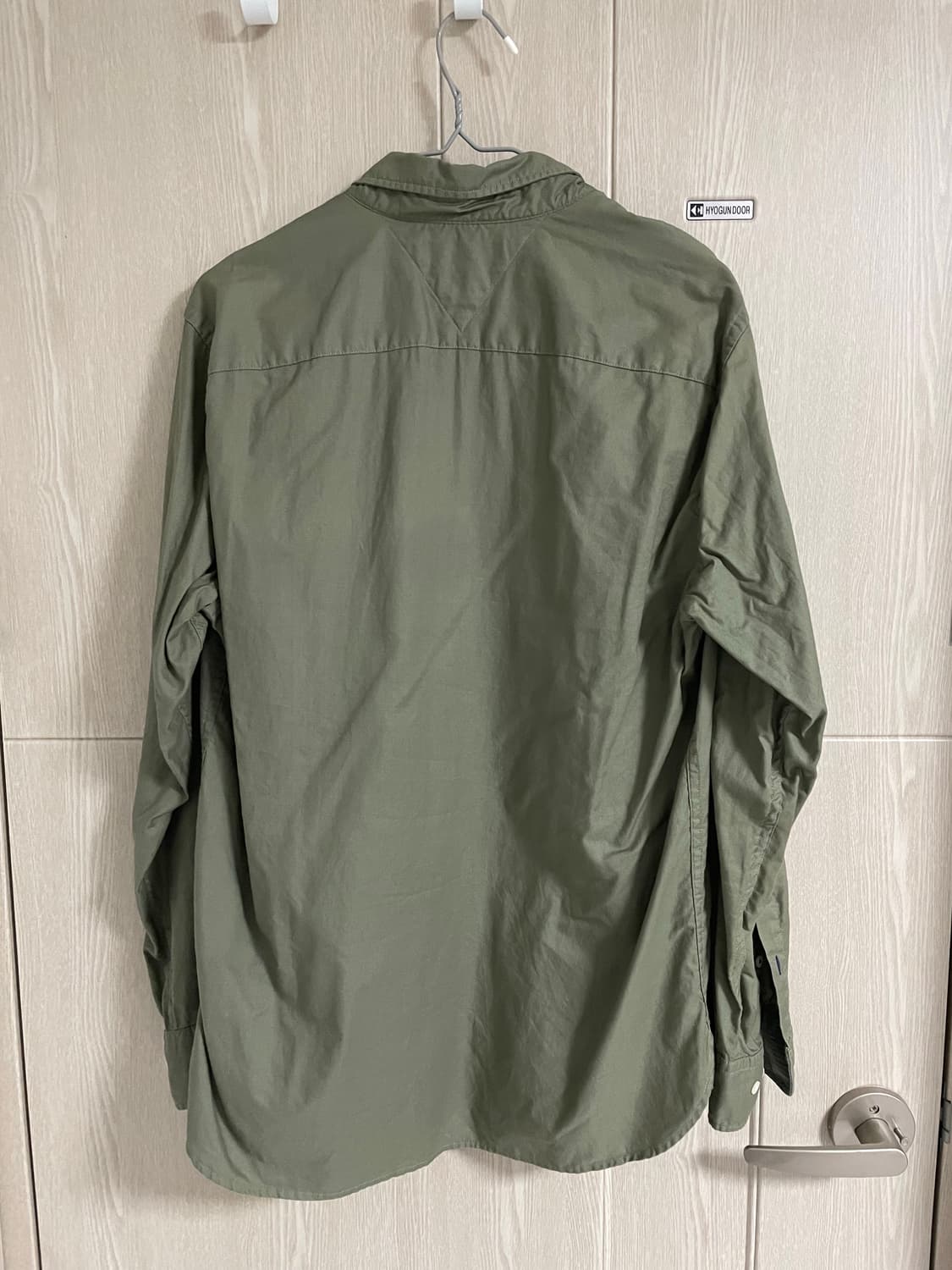 [S]타미힐피거 가먼트다이 셔츠 카키 레귤러핏 상품이미지2