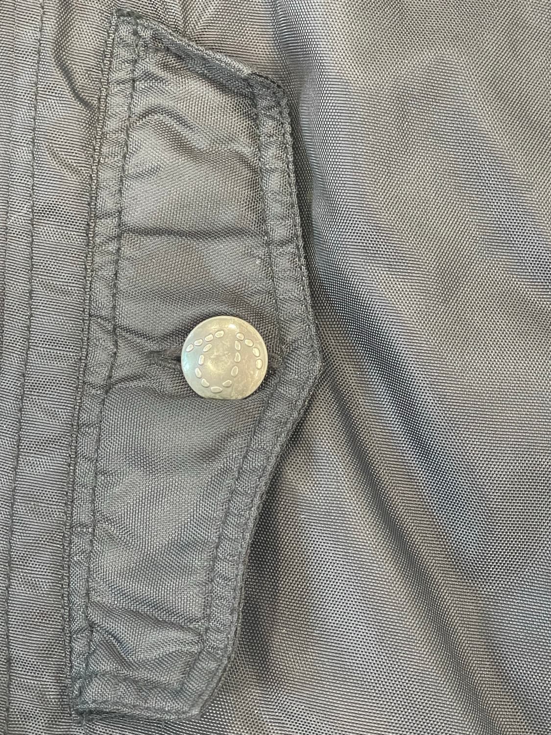 True Religion 트루릴리전 말발굽 스냅 봄버 자켓 블랙 상품이미지4