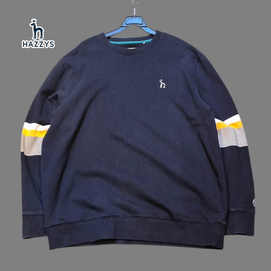 (115-size) 헤지스 네이비 맨투맨  상품이미지1