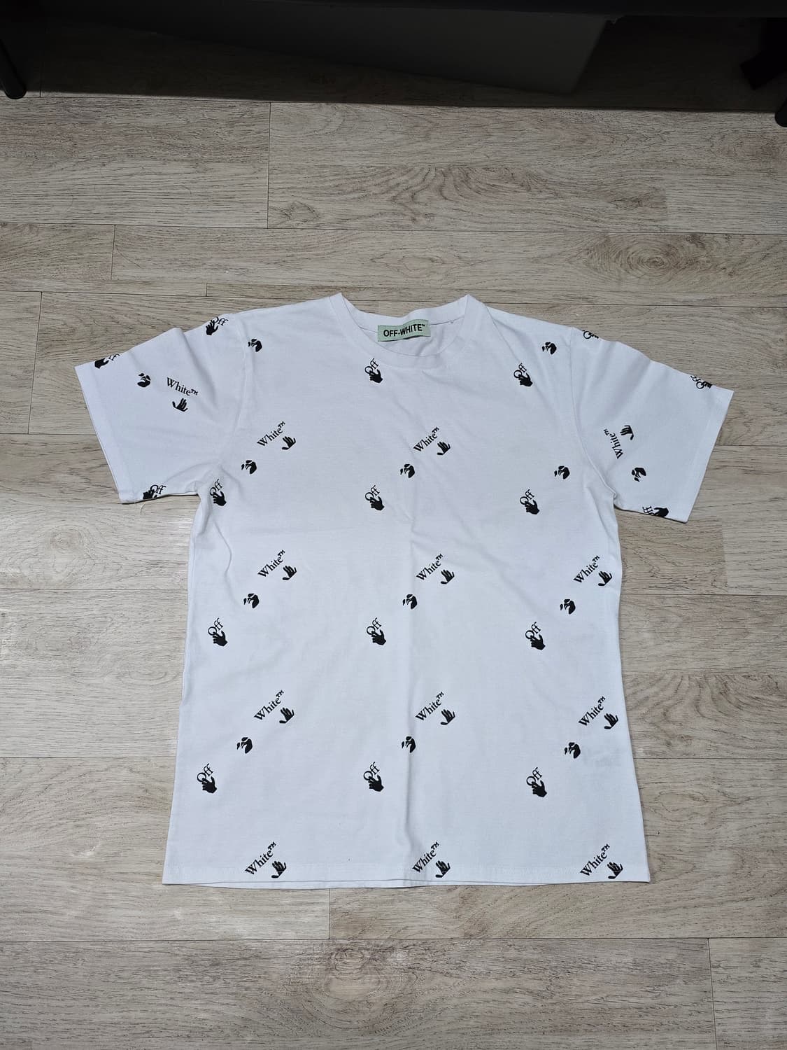 오프화이트 로고 반팔 18-19년도 제품 상품이미지1