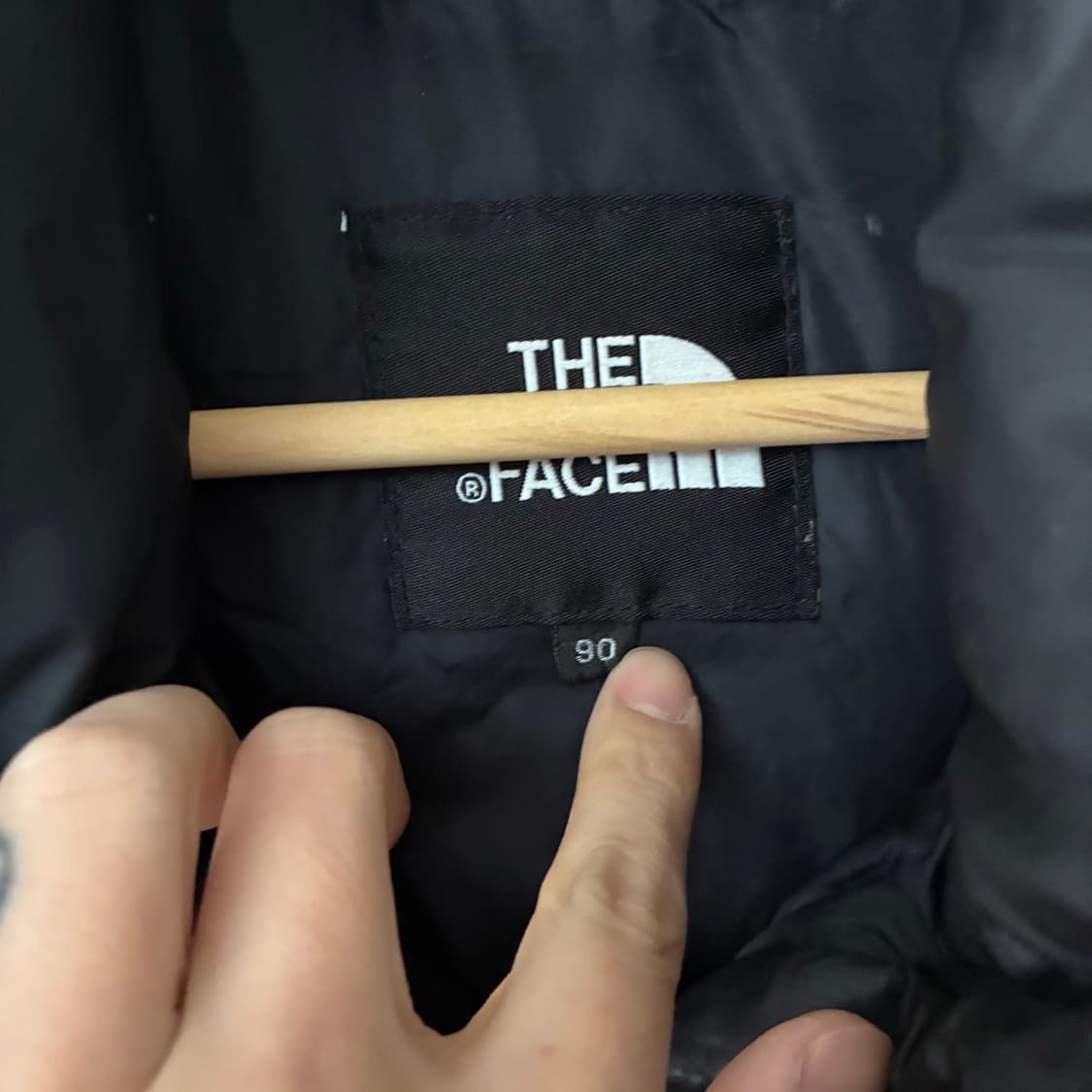 노스페이스 700 블랙 눕시 패딩 상품이미지4