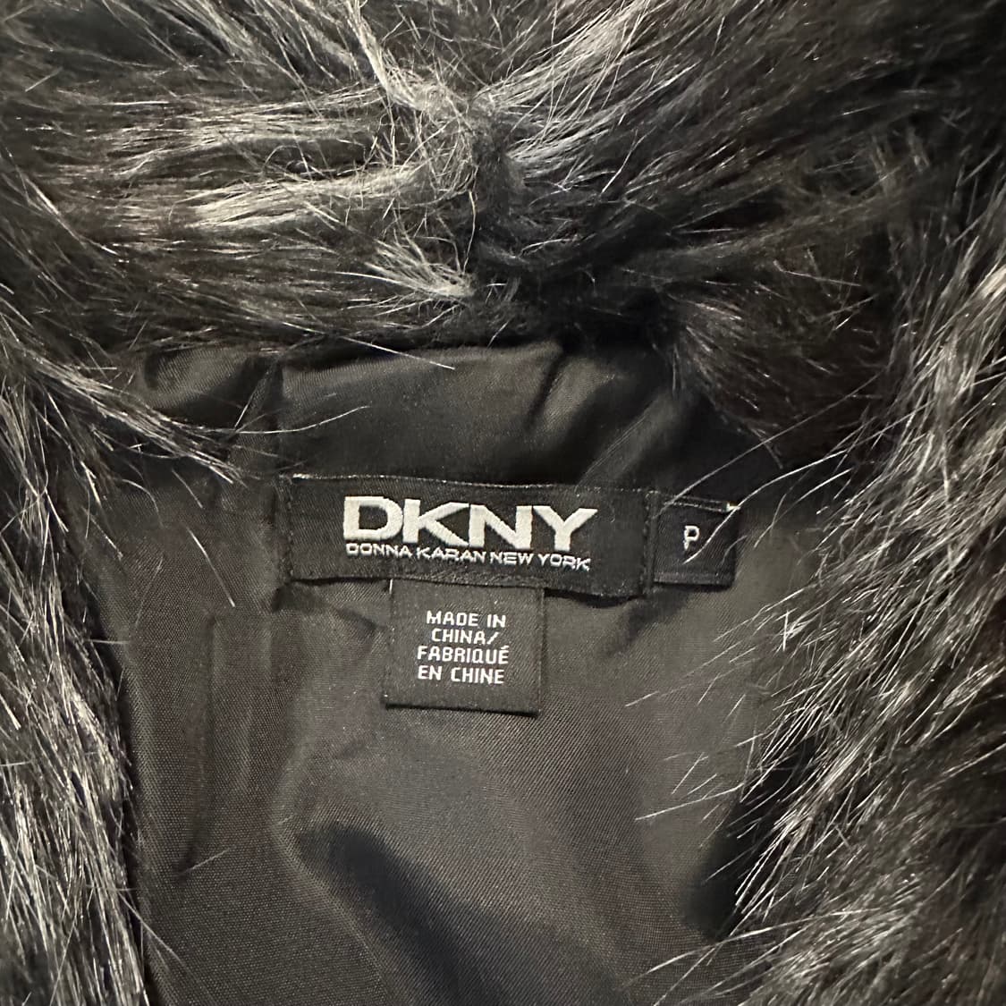 DKNY 퍼 베스트 상품이미지3