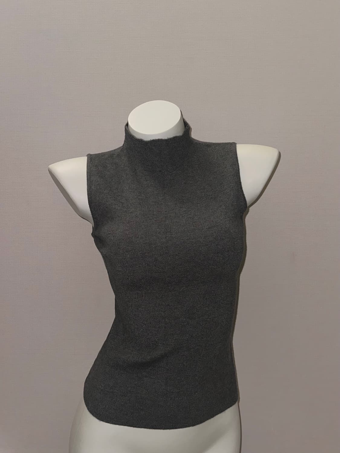 빈티지 반폴라 니트 슬리브리스 상품이미지1