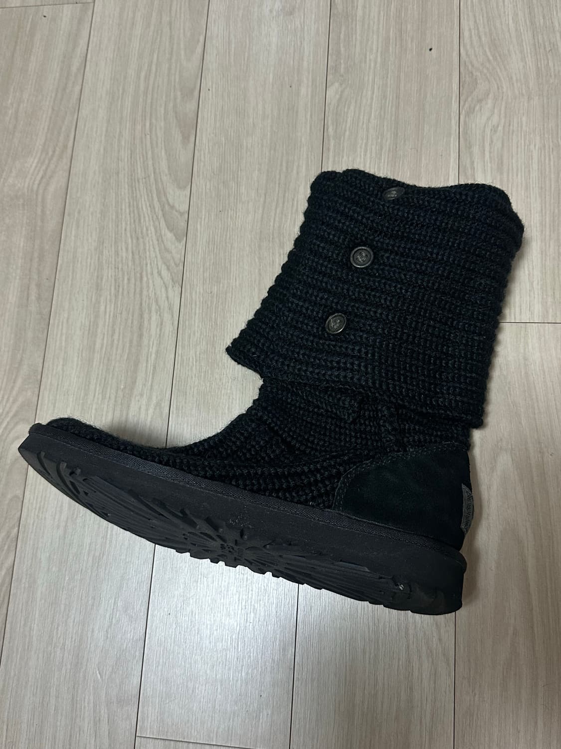 (240) 어그 카디 부츠 블랙 상품이미지3