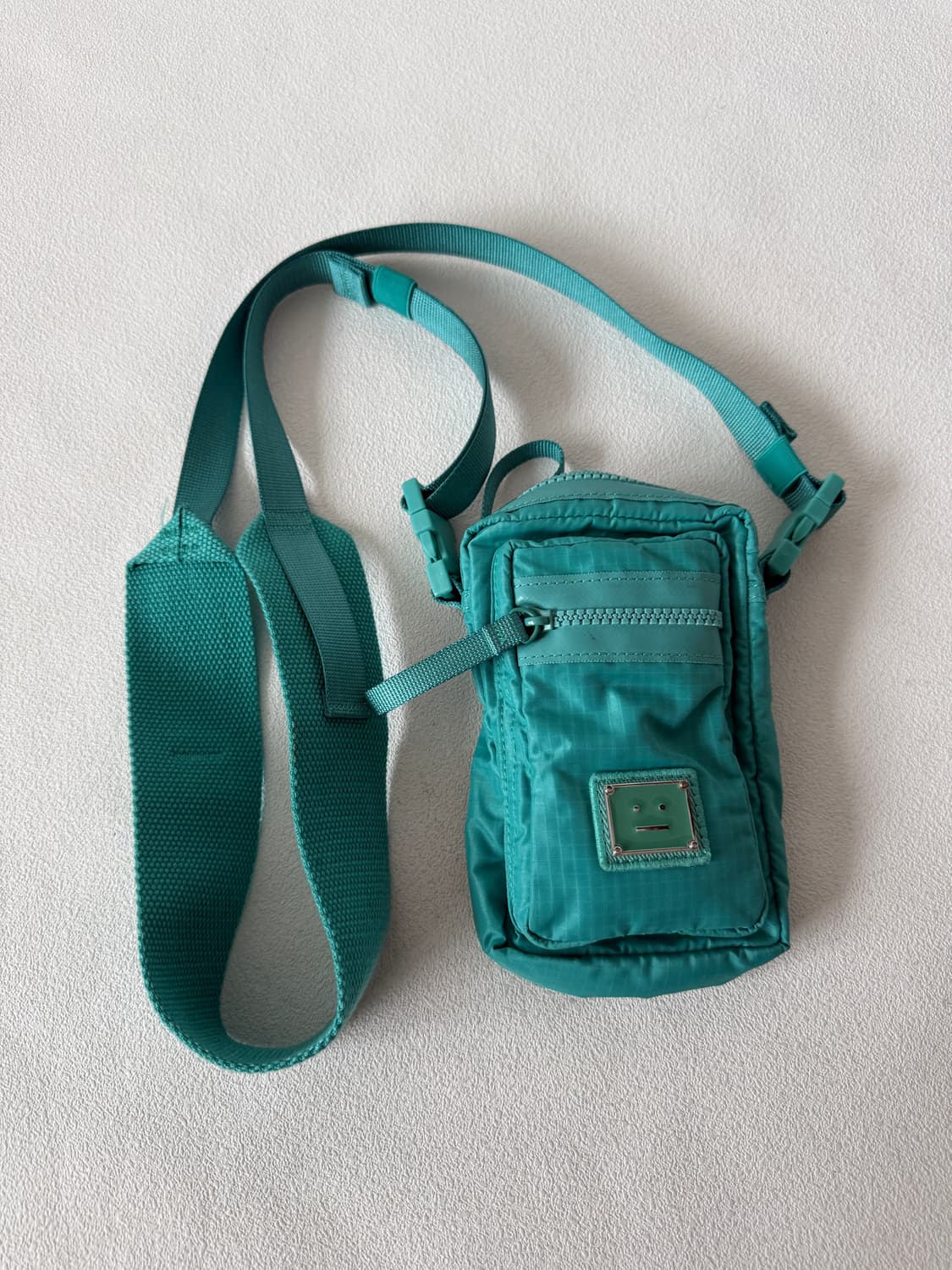 아크네스튜디오(Acne Studios) 미니 크로스백 상품이미지2