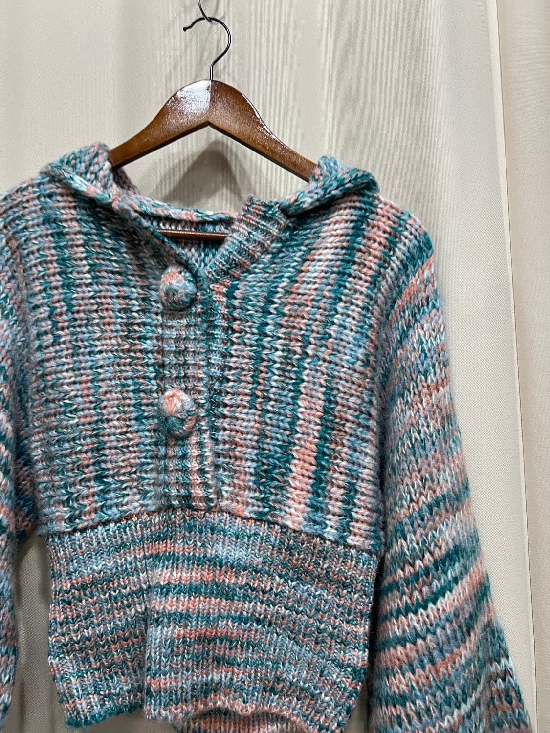 여성 멀티컬러 후드니트 상품이미지3