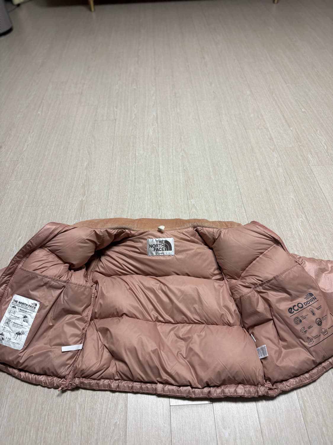 노스페이스 1996 에코 눕시 자켓 더스티 핑크 상품이미지2