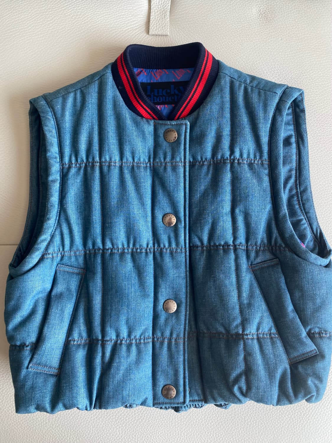 럭키슈웨뜨 퀼팅 조끼 상품이미지1