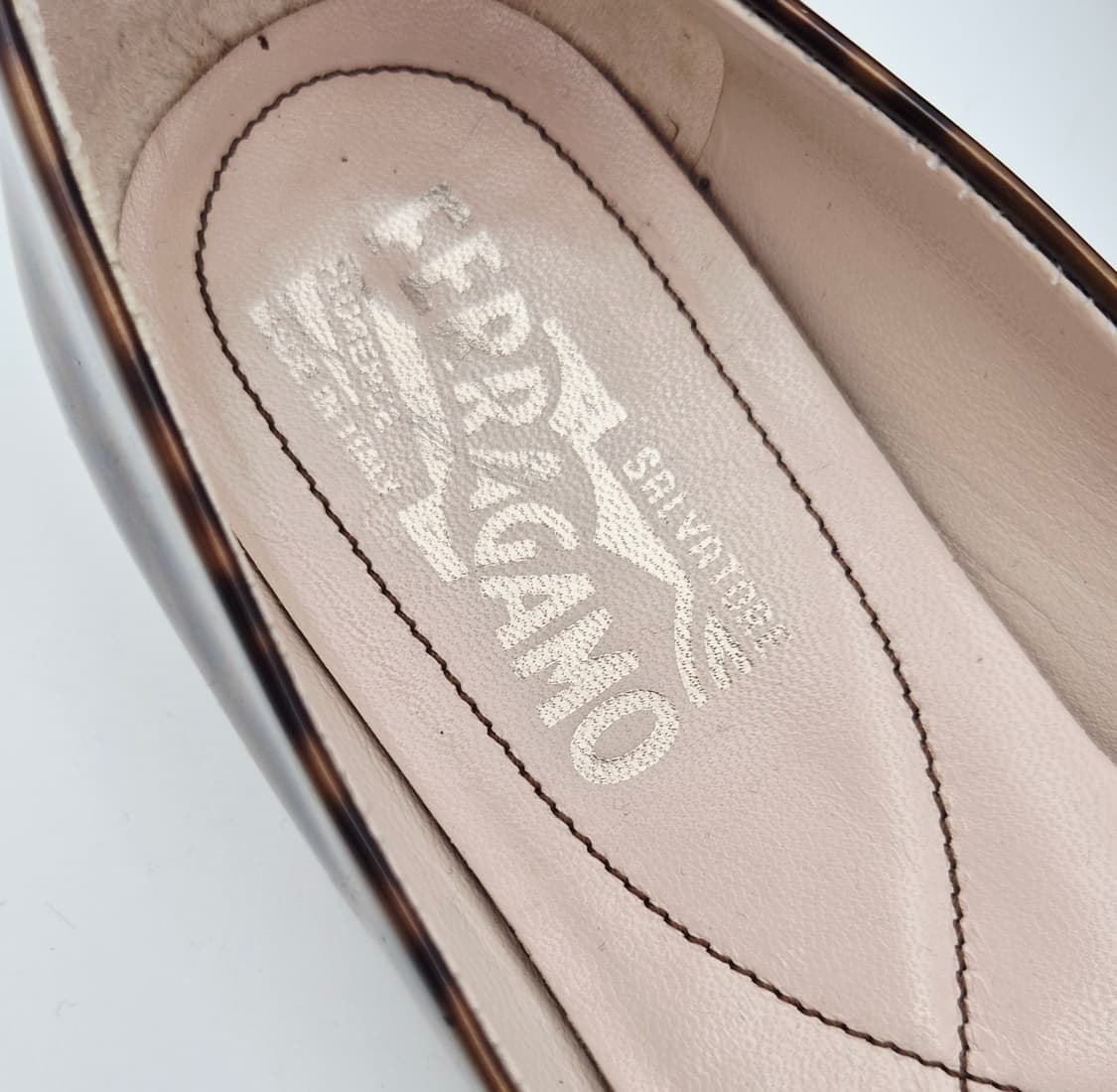 페라가모 바라 리본 플랫 (레오파드 패턴) 5D 상품이미지6