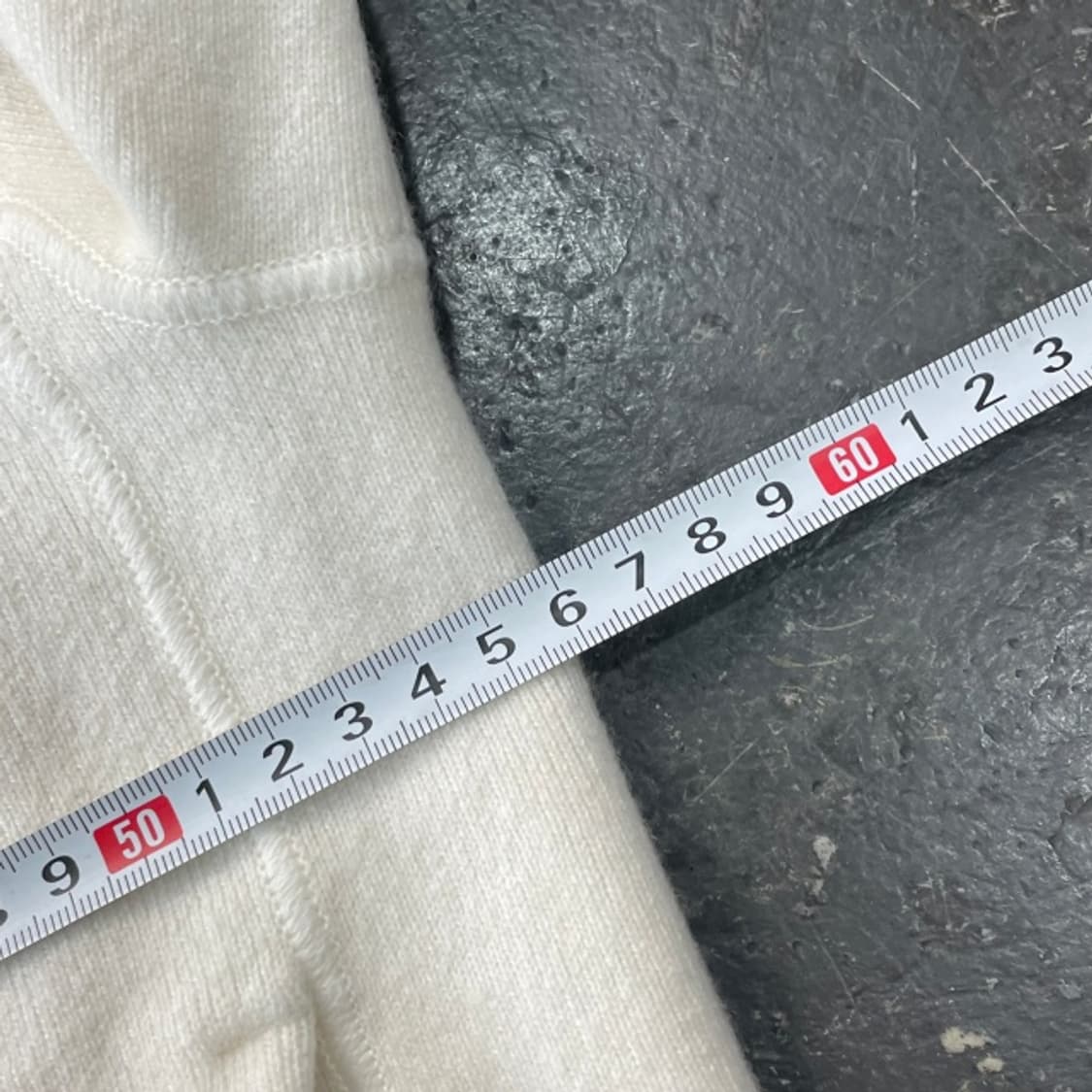 95 띠어리 24FW 니트집업  상품이미지5