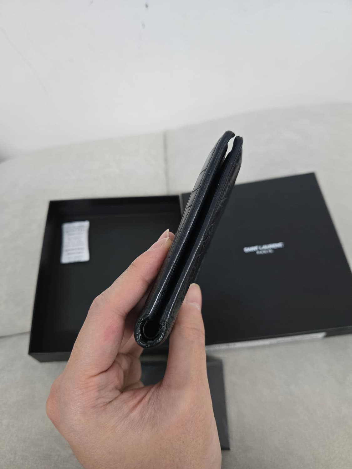 [보증서 정품]입생로랑 악어 반지갑 상품이미지3