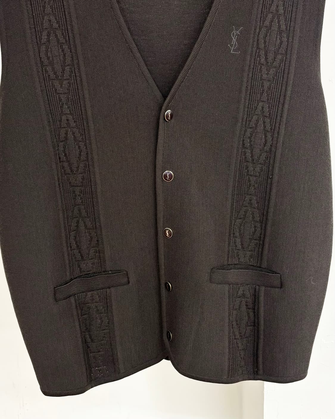 입생로랑 뿌르 옴므 브라운 니트 베스트 상품이미지5