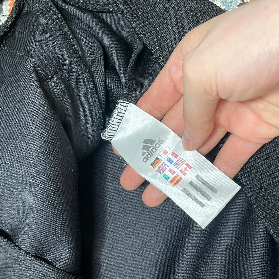 아디다스 삼선 블랙골드 집업져지 남성105 상품이미지5