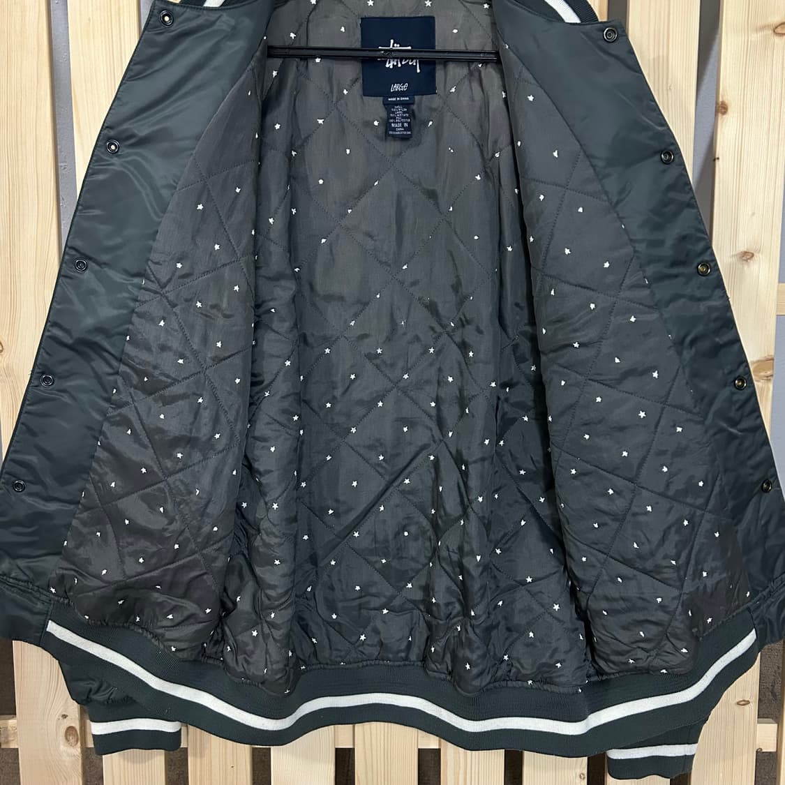  (XL) 스투시 S링크 사틴 그레이 스타디움 자켓  상품이미지5