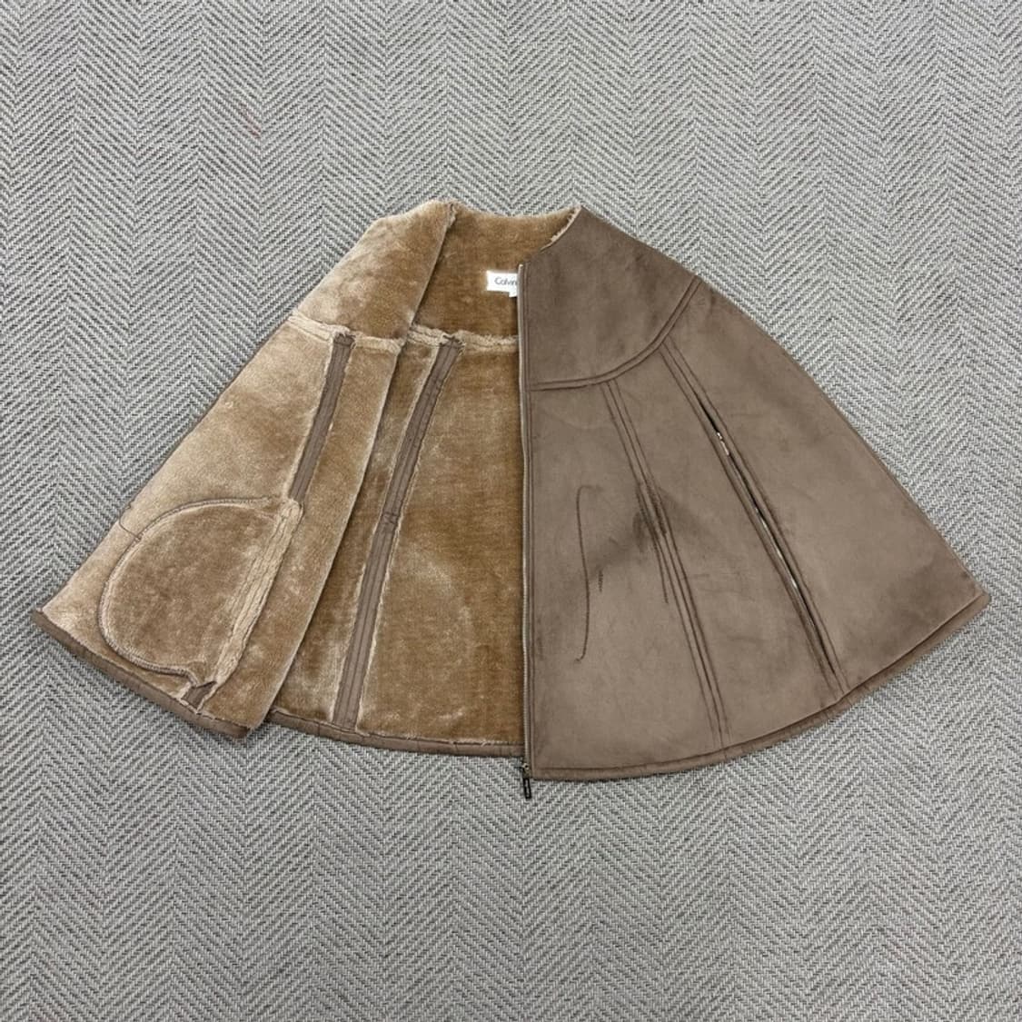 캘빈클라인진스 폭스퍼 스웨이드 케이프 v3085 상품이미지7