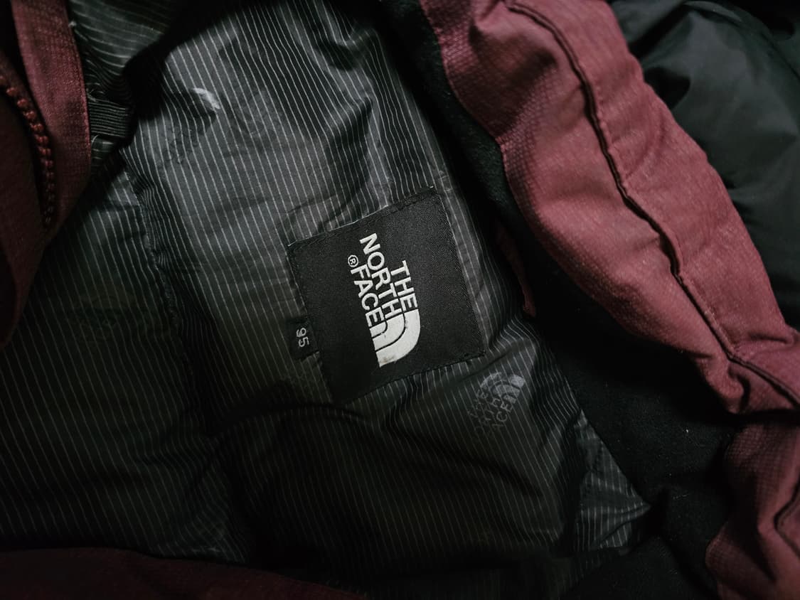 노스페이스 구스다운 패딩 버건디 상품이미지3