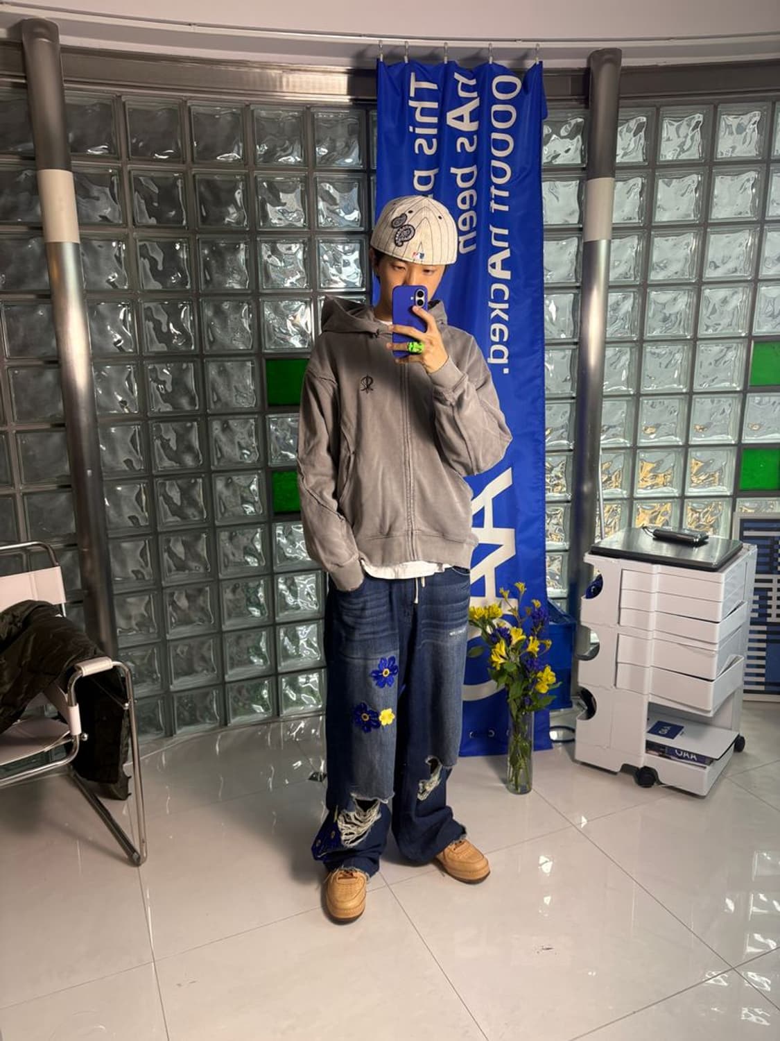 PIERCED ZIP HOODIE 스위칭 피어싱 지퍼 후드 V2 상품이미지4