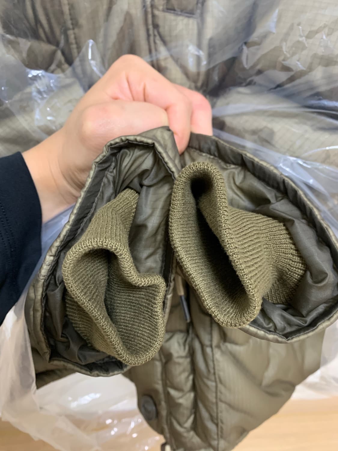 헨리코튼 ffc 카라코람 립스탑 다운 패딩 베이지 상품이미지10