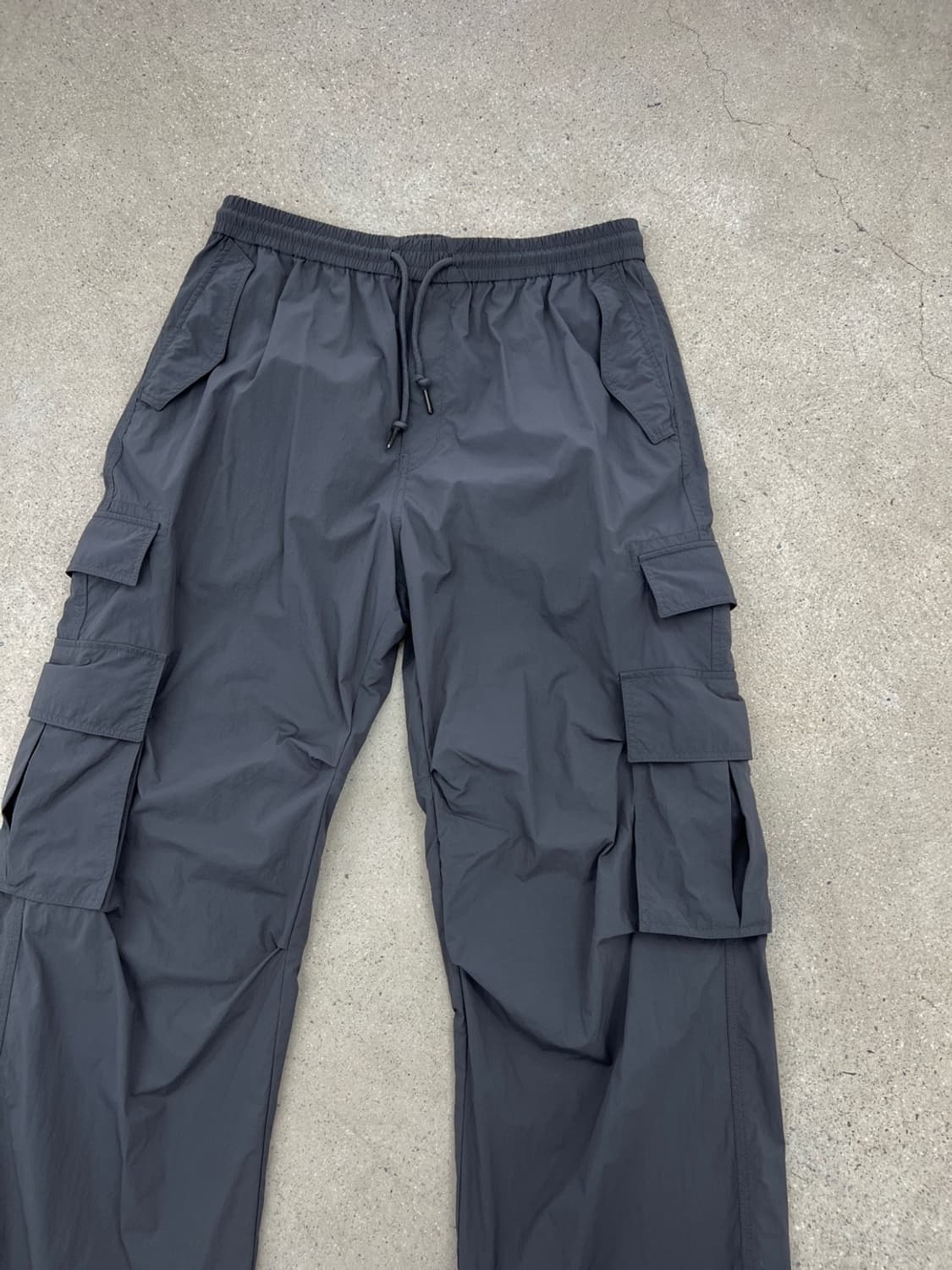 준지 25SS 나일론 라이트 카고 팬츠  상품이미지5